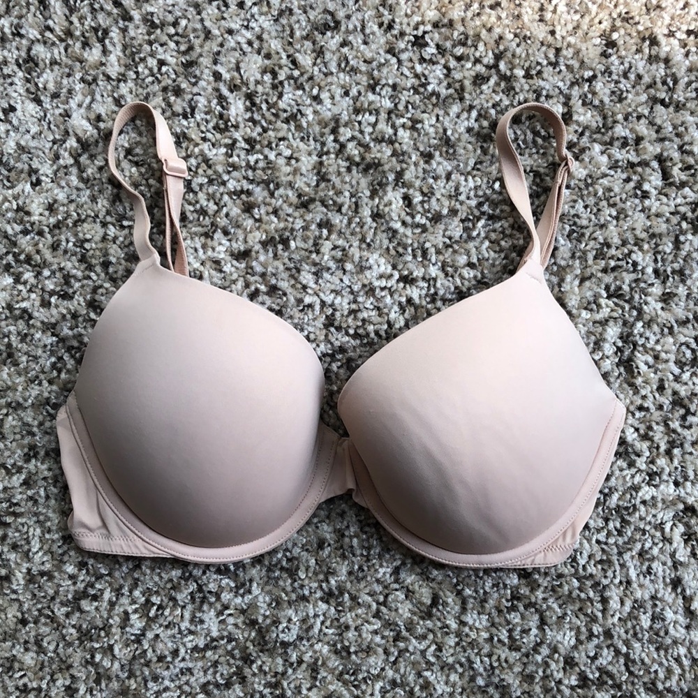Victoria’s Secret PINK 32DD nude Push up bra